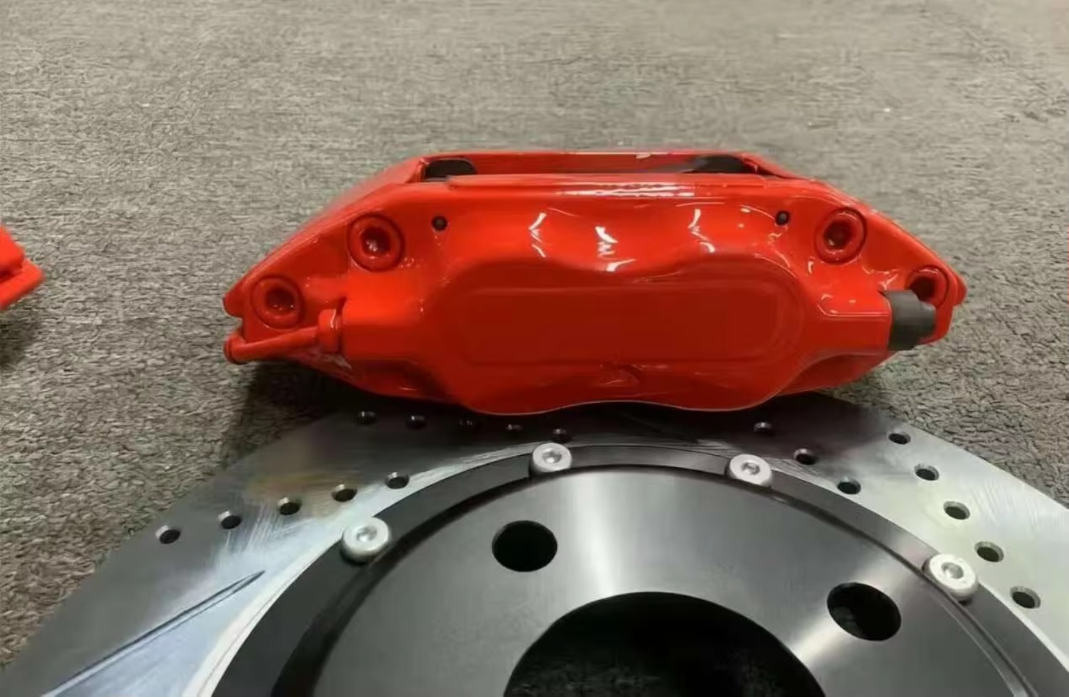 Neue Hochleistungs-Aluminiumle – Forged Front Brake Caliper 4 Piston Bewertung und Preis